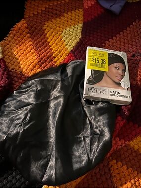 REVOLVE Black Satin Braid Bonnet - Luxe Hair Protector
